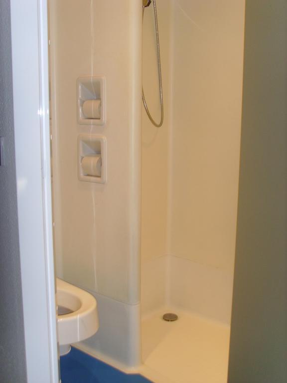 Ibis Budget L'Isle Adam Zimmer foto
