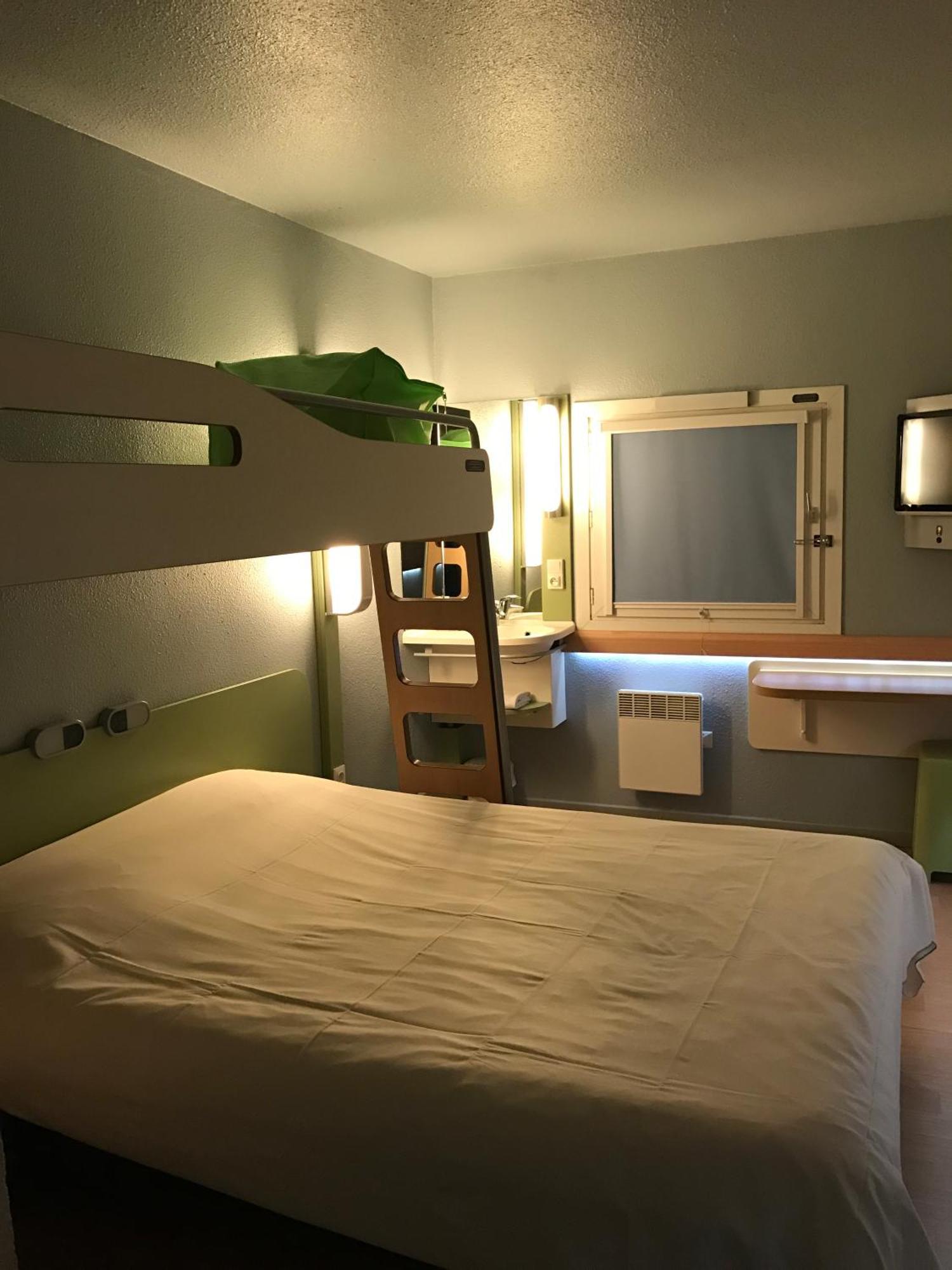 Ibis Budget L'Isle Adam Exterior foto