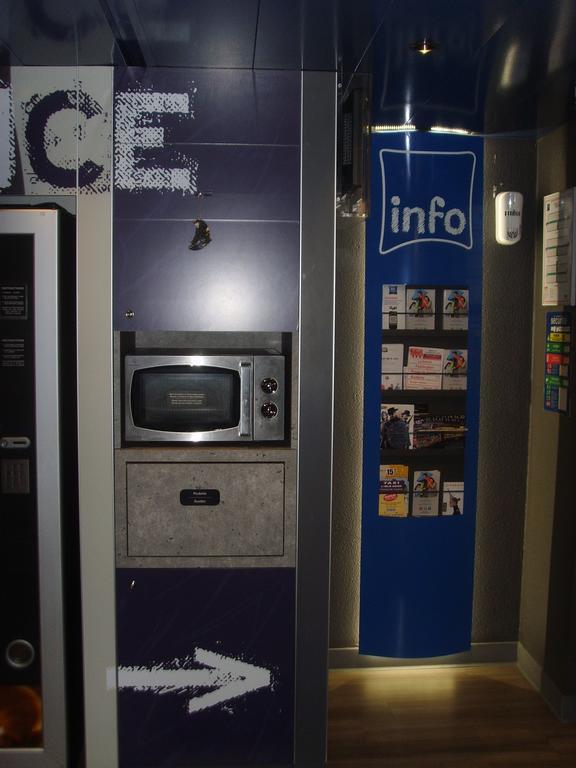 Ibis Budget L'Isle Adam Exterior foto
