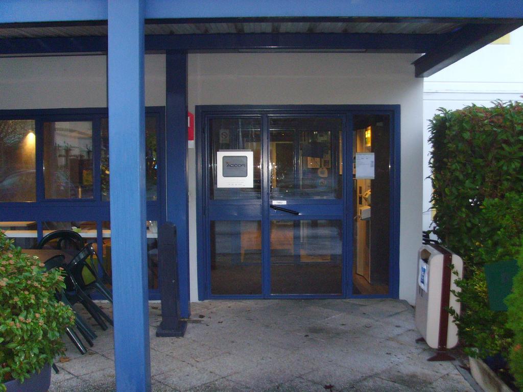 Ibis Budget L'Isle Adam Exterior foto